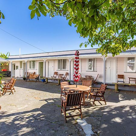 Braemar House B&B And Yha Hostel Whanganui Extérieur photo
