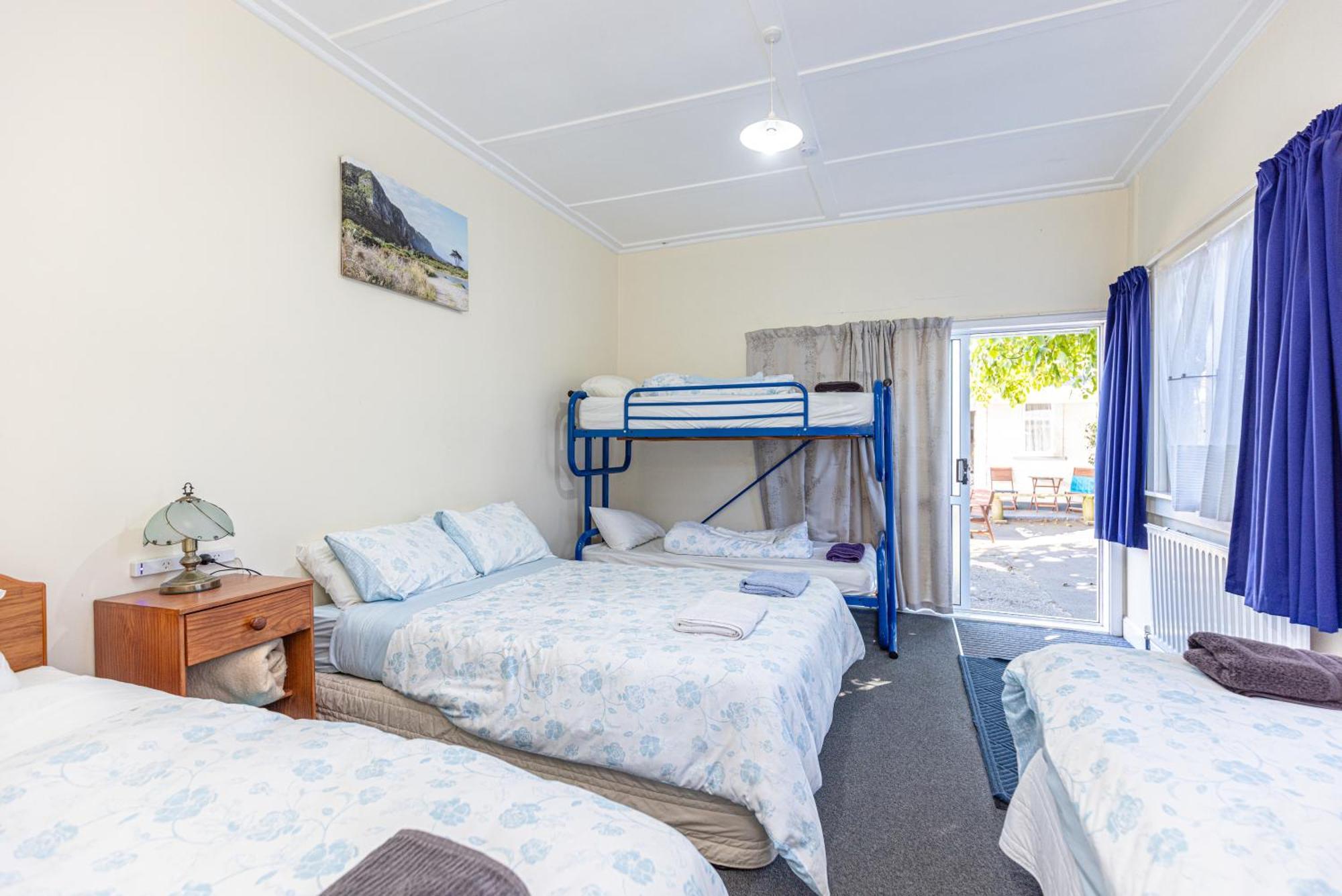Braemar House B&B And Yha Hostel Whanganui Extérieur photo