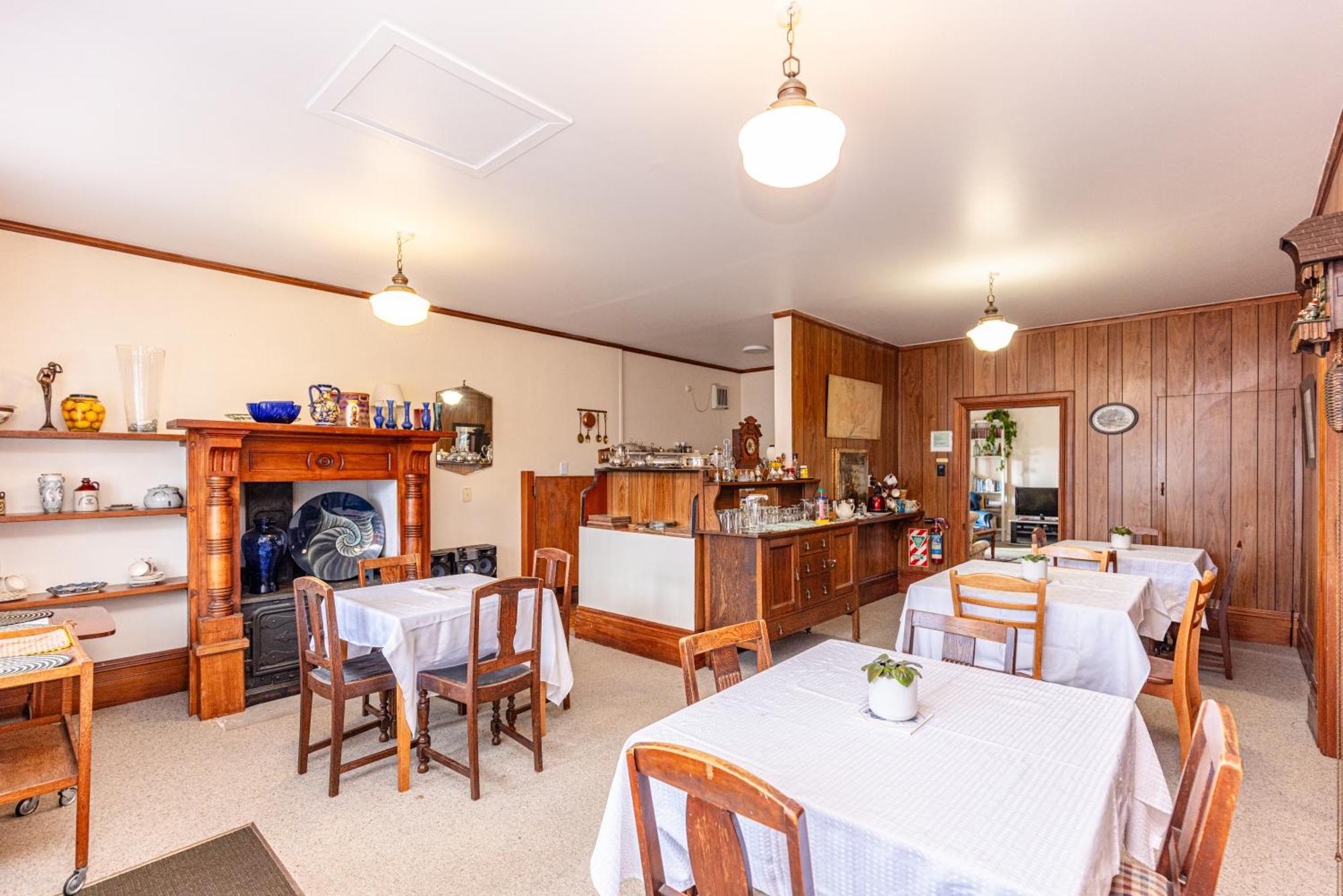 Braemar House B&B And Yha Hostel Whanganui Extérieur photo