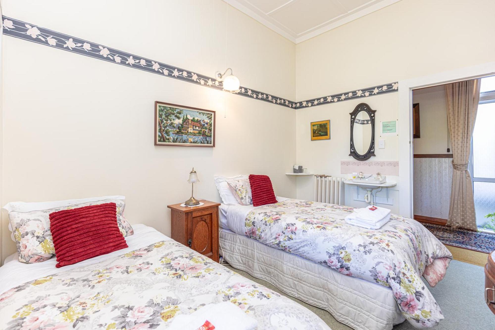 Braemar House B&B And Yha Hostel Whanganui Extérieur photo