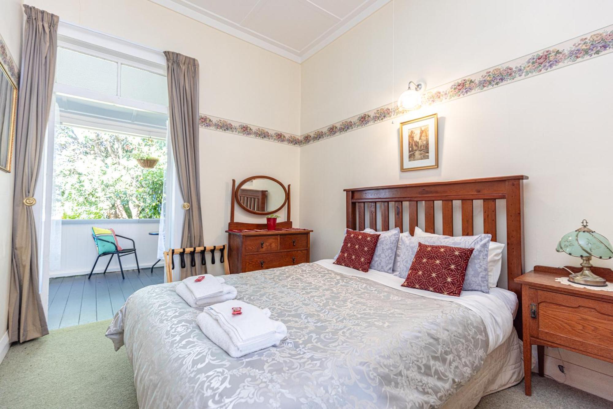Braemar House B&B And Yha Hostel Whanganui Extérieur photo